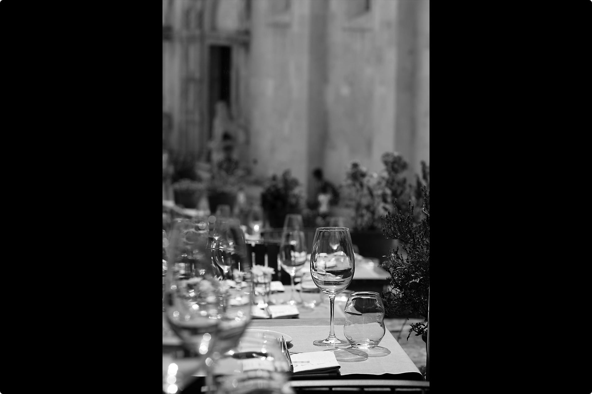 fotograf-krakow-produktowa-gastronomia-stolik-lukasz-olearczyk